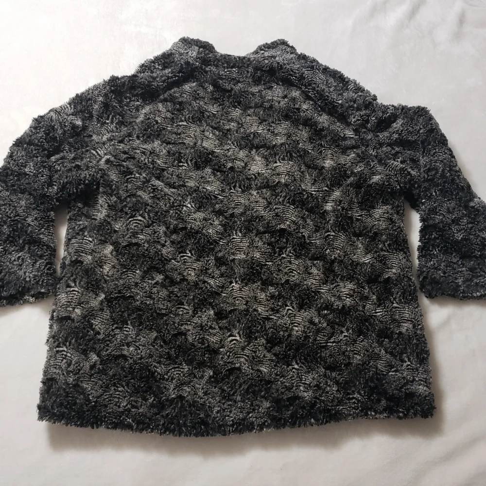 Alfred Dunner Black and Gray Jacket Size 8